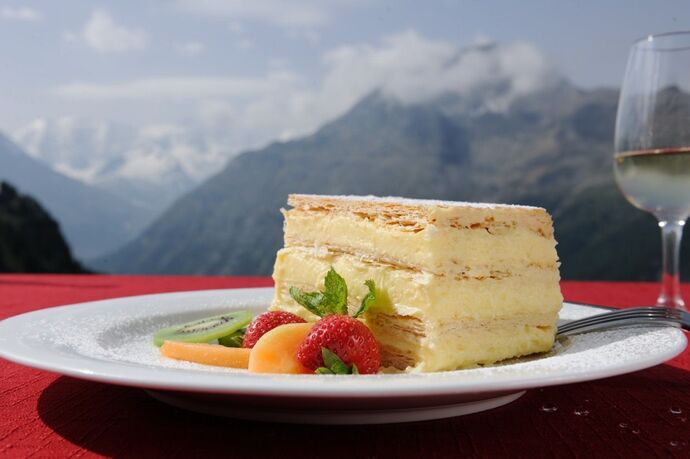 Mountain restaurant Alp Languard (oua_620274010_image)