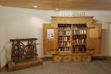 Bücherschatz (oua_620277608_image)