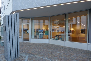 Central Art Gallery (oua_620277672_image)