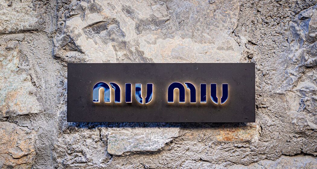 Miu Miu (oua_620278148_image)