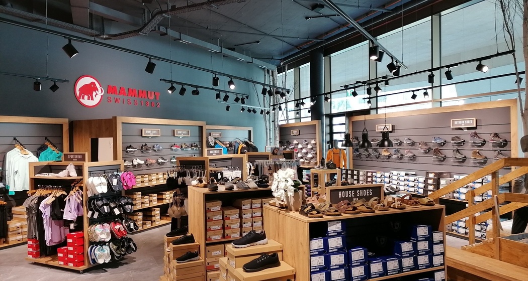 S-Charpas Shoes & Sportswear (oua_620278350_image)