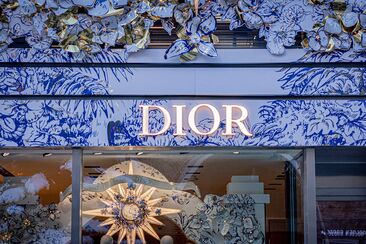Dior (oua_620278398_image)