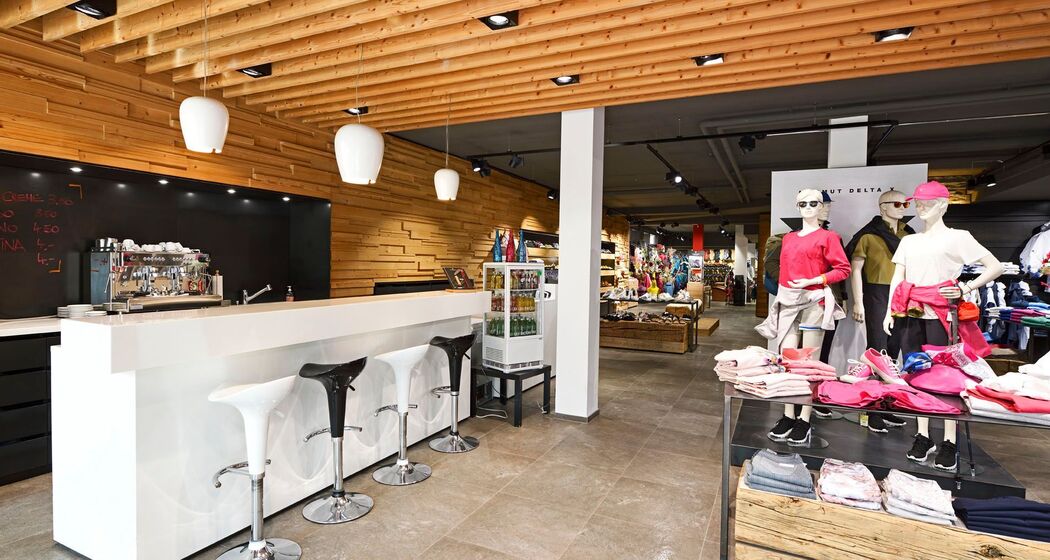 La Fainera Mode (oua_620278506_image)