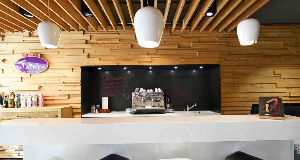 La Fainera Mode (oua_620278507_image)