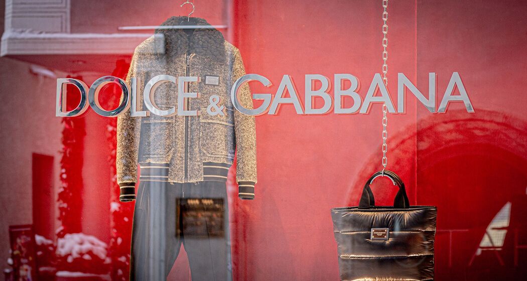 Dolce & Gabbana (oua_620278611_image)