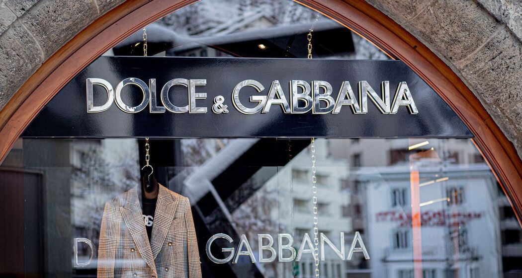 Dolce & Gabbana (oua_620278613_image)