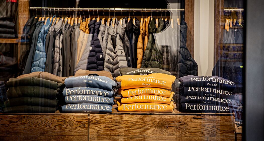 Peak Performance (oua_620278668_image)