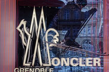 Moncler (oua_620278675_image)