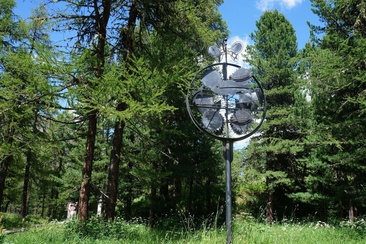 Windskulptur Anne Frank (oua_620279046_image)