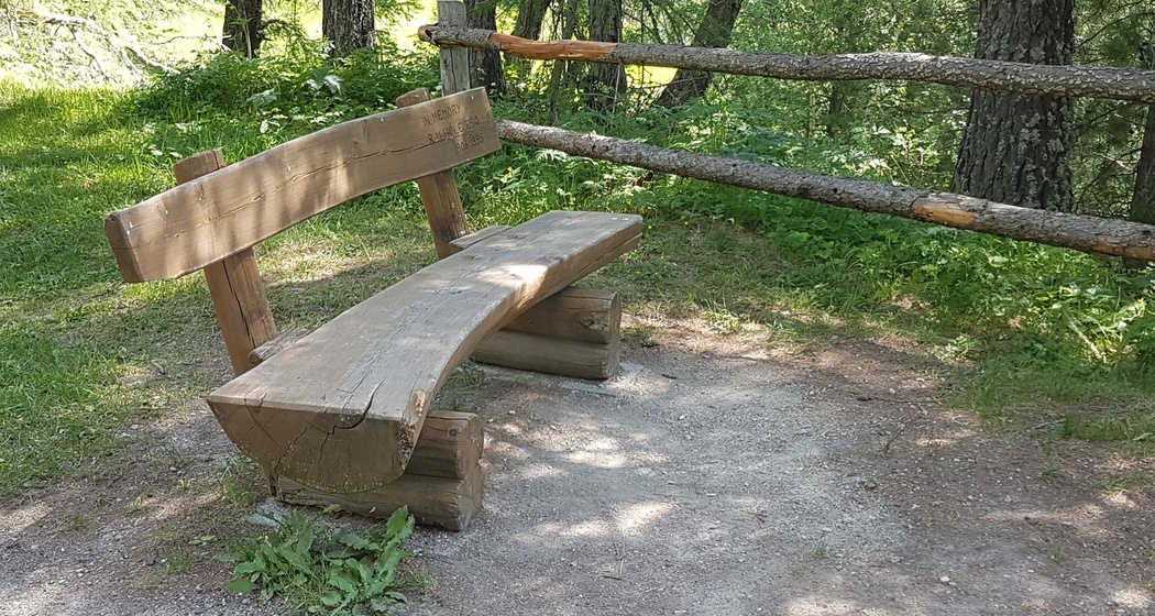 Sitzbank eingangs Fextal (oua_620279271_image)