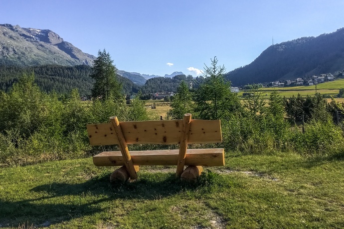 Benches Golf Course (oua_620279556_image)