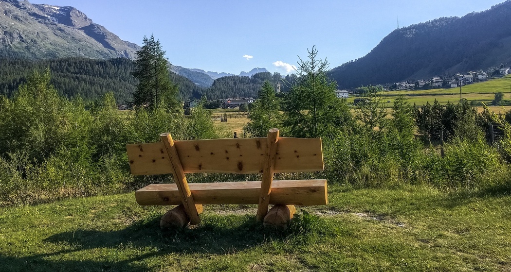 Sitzbänke Golfplatz (oua_620279556_image)