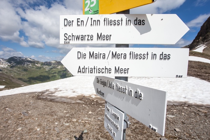 Die dreifache Wasserscheide - Ursprung des Inns (oua_620279656_image)