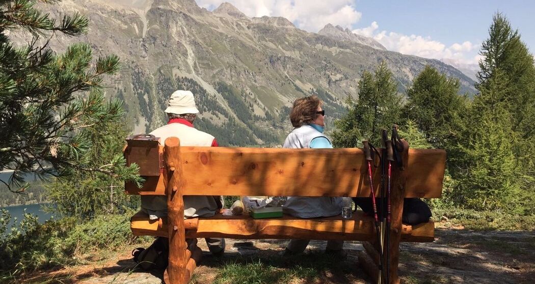 Sitzbänkli "che bels mumaints" auf Muotta da Güvè (oua_620279757_image)