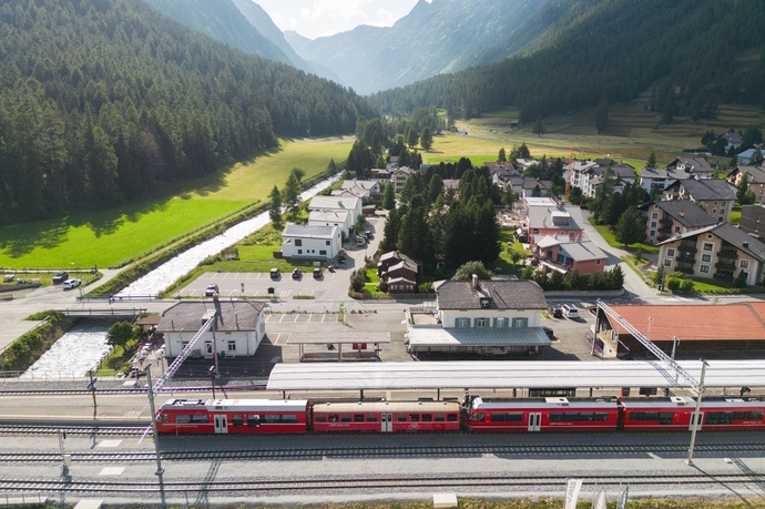 Bever train station (oua_620279887_image)