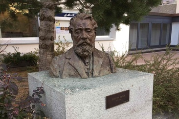 Bronze-Büste von Johannes Badrutt (oua_620279944_image)