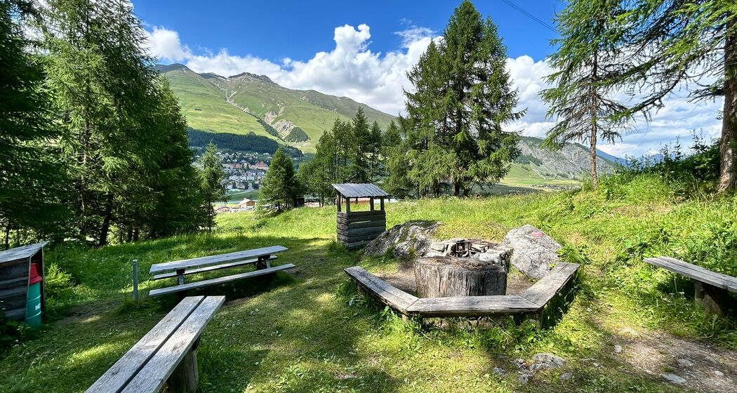 Feuerstelle beim Wasserfall Arpiglia Bach (oua_620280394_image)