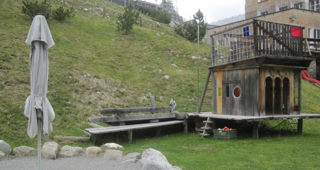 Kinderspielplatz im Hotel Castell (oua_620280431_image)