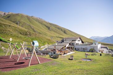 Kinderspielplatz Marguns (oua_620280451_image)