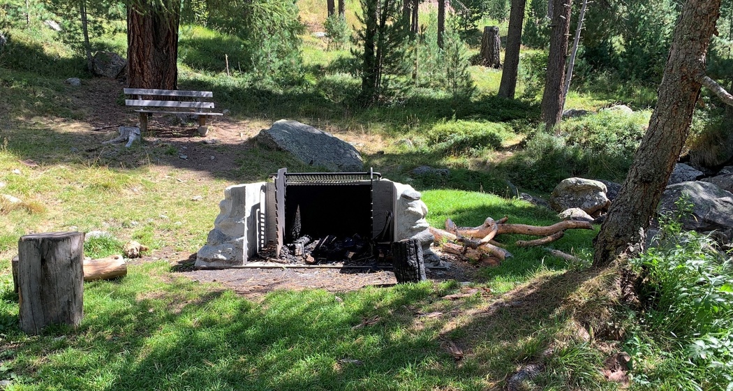 Feuerstelle beim Ovelin da la Spusa (oua_620280504_image)