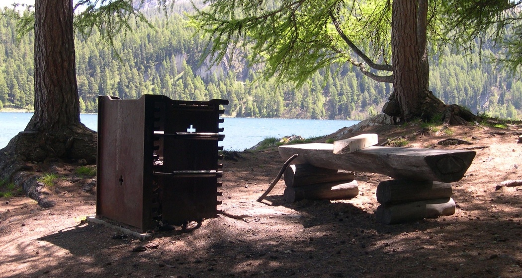 Feuerstellen auf der Halbinsel Chastè (oua_620280524_image)