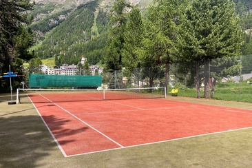 Tennisplatz Surovas (Campo da tennis) (oua_620280603_image)