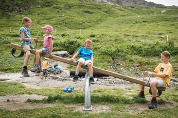 Parco giochi per bambini presso la stazione a monte Furtschellas (oua_620280625_image)
