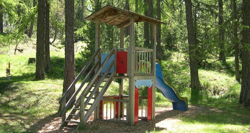 Kinderspielplatz beim Hotel Waldhaus (oua_620280627_image)