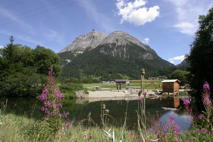 Pozzo del fuoco e parco giochi per bambini Lejets (oua_620280719_image)