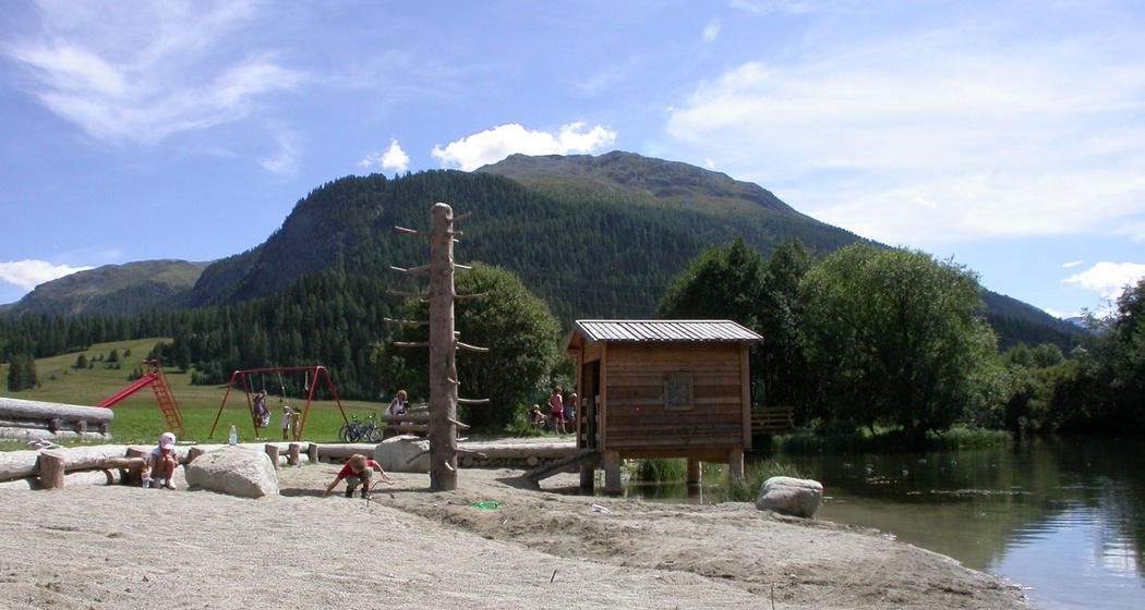 Feuerstelle und Kinderspielplatz Lejets (oua_620280720_image)