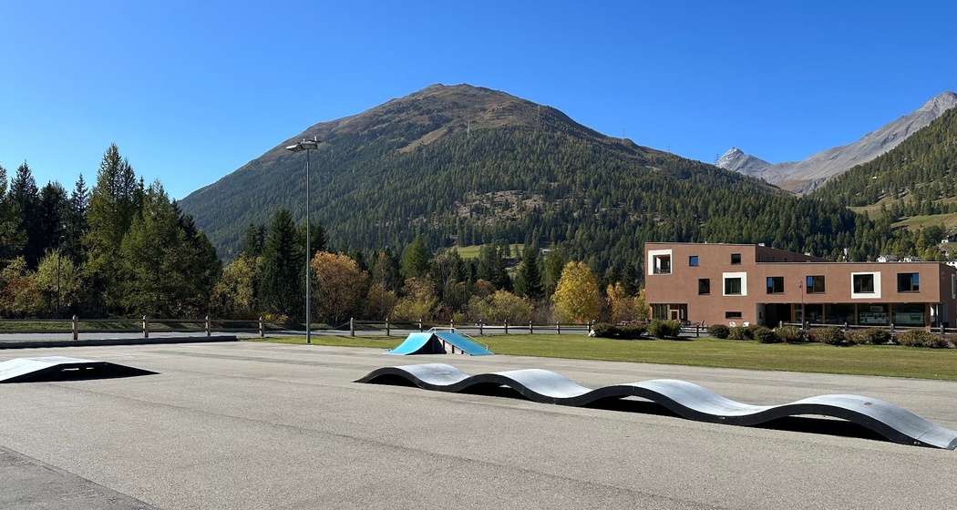 Sportplatz Schulhaus La Punt (oua_620280733_image)