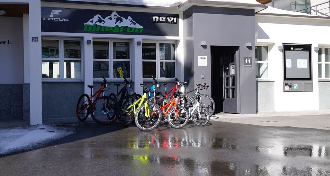 Bike & Fun (oua_621866916_image)