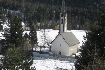 Reformierte Kirche in Cinuos-chel (oua_621866990_image)