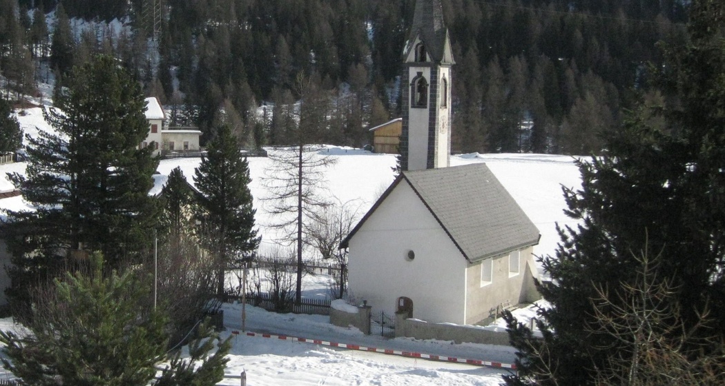 Reformierte Kirche in Cinuos-chel (oua_621866991_image)