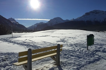 Sitzbänke Golfseeli (oua_621867069_image)