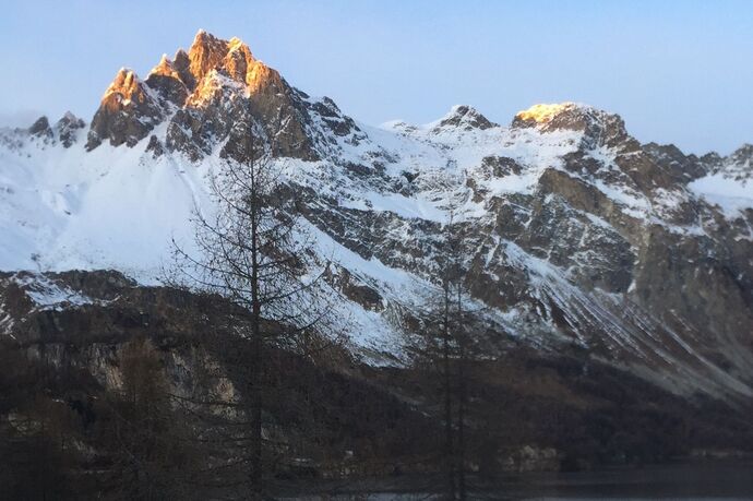 Seat bench Plan Brüsciabrägha (oua_621867072_image)