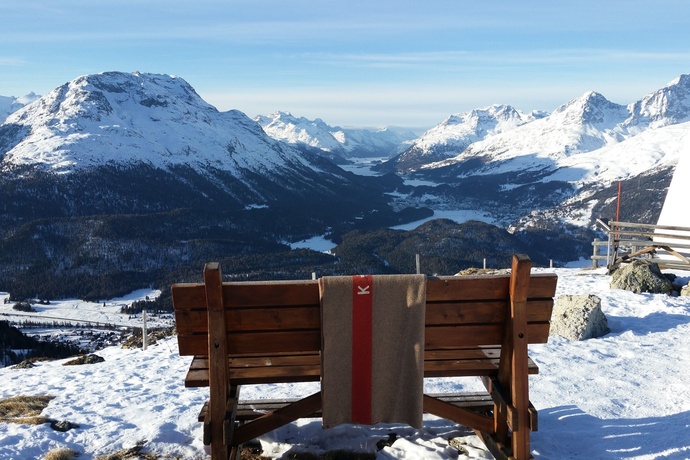 Bench / seats Muottas Muragl (oua_621867187_image)