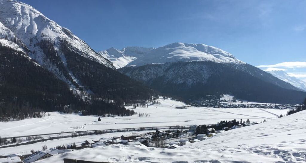 Sitzbank Spinas Suot (oua_621867235_image)