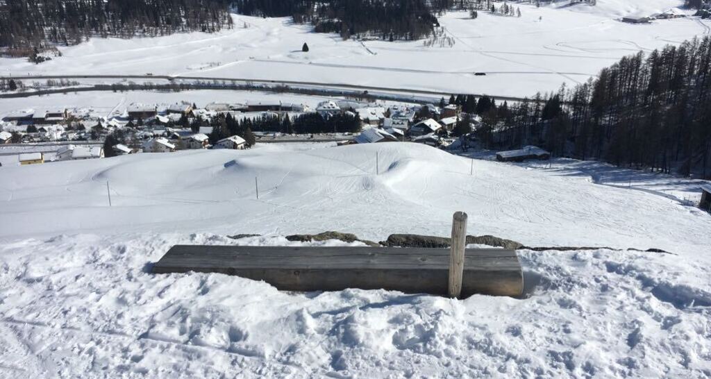 Sitzbank Spinas Mitted (oua_621867236_image)