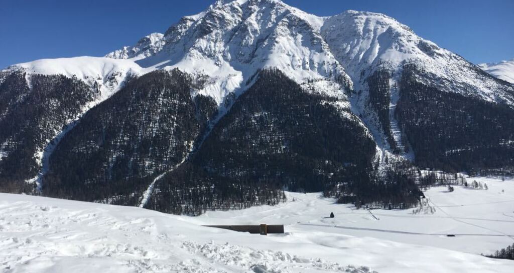 Sitzbank Spinas Sur (oua_621867237_image)