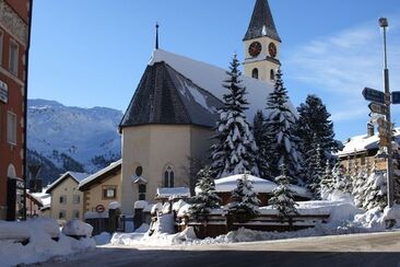 Evangelische Kirche Sta. Maria Silvaplana (oua_621867245_image)