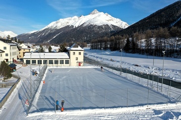 Pista di pattinaggio di S-chanf (oua_621867293_image)