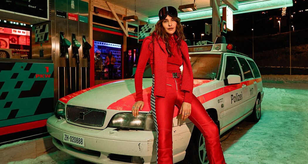 Jet Set (oua_621956475_image)