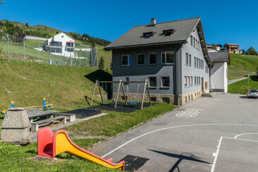 Gruppenhaus Sentupada