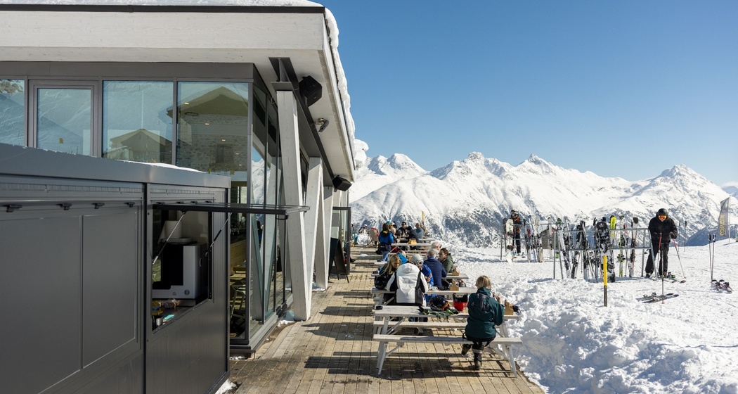 Quattro Bar (oua_622381421_image)