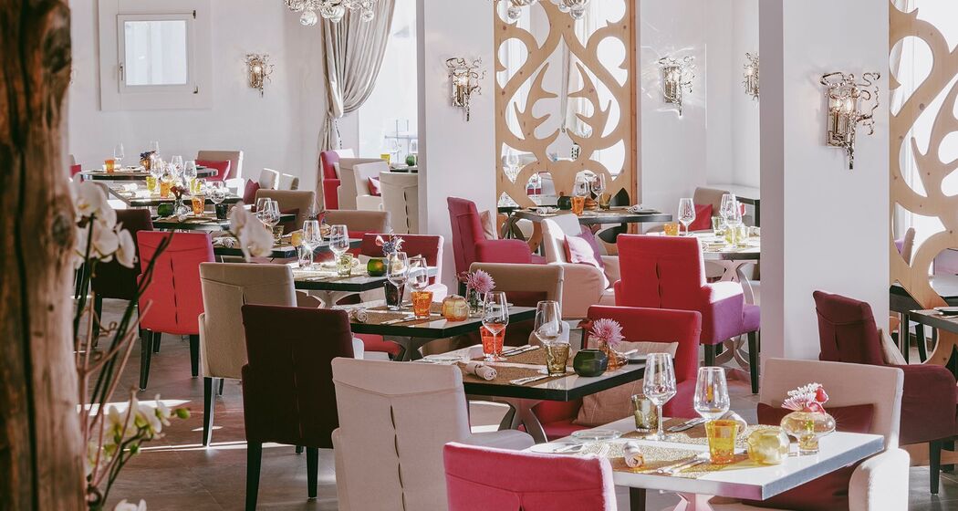 Restaurant Hide&Seek (oua_622404769_image)