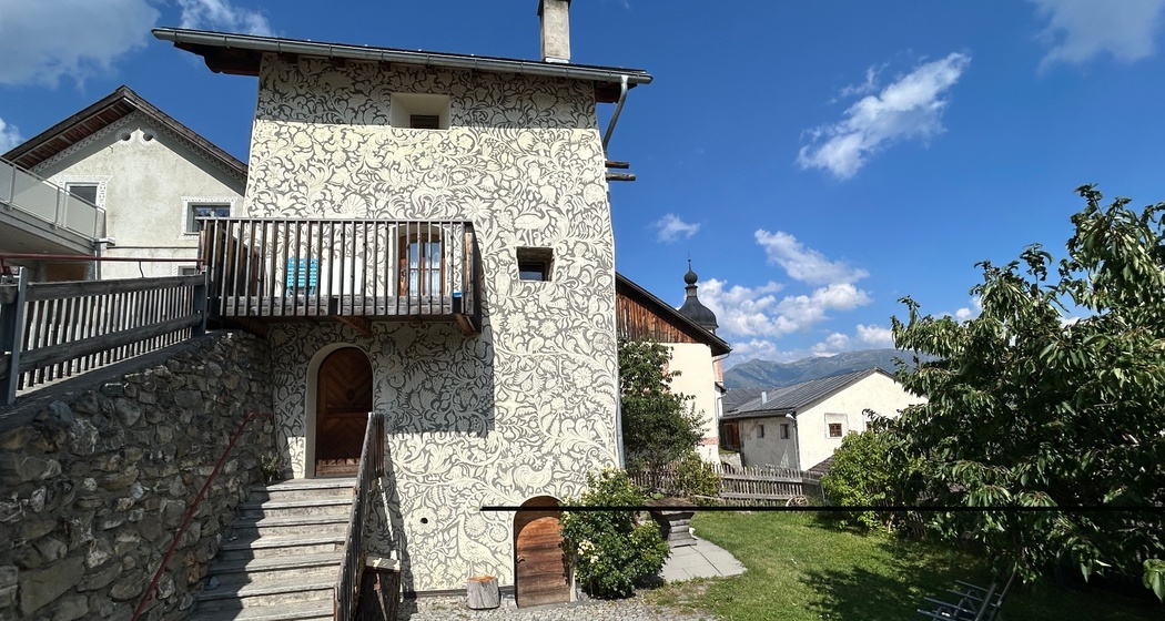 Haus_mit_Garten_Sommer