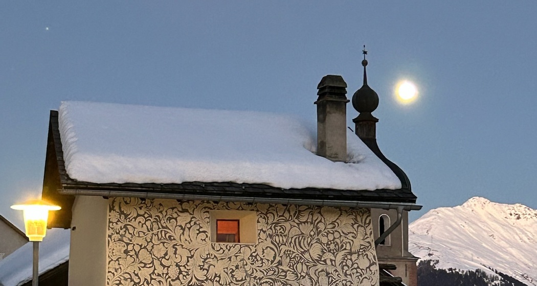 Turmhaus, idealer Ausgangsort für Skitouren