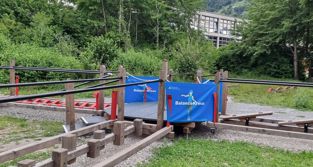 Balance Kreuz Paradiswäldli