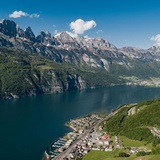 Walensee mit Blick auf die Churfirsten